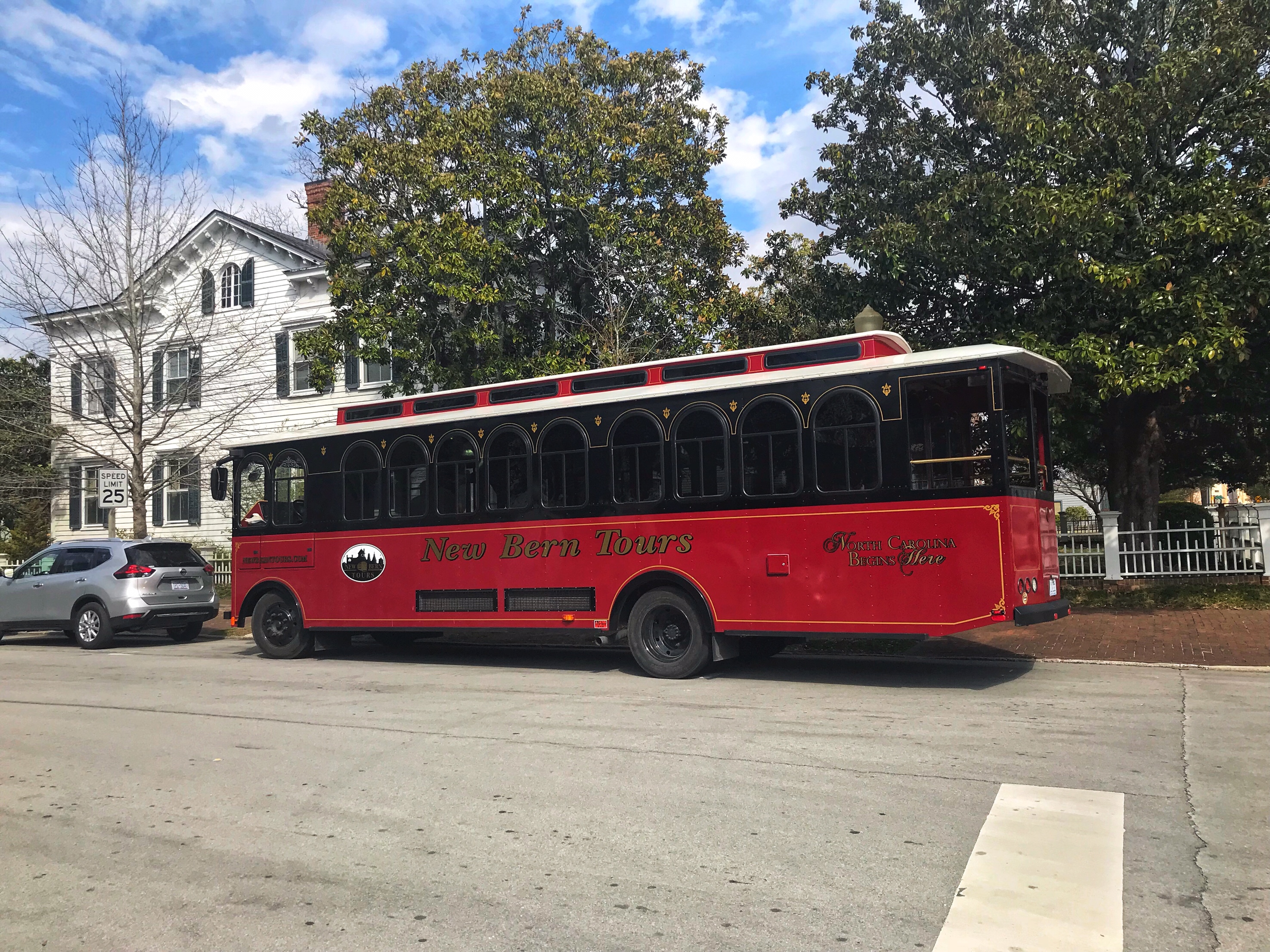 The Best Things to Do in New Bern NC featured by top NC travel blog, Food Diary of a City Girl:New Bern Tours trolley tour