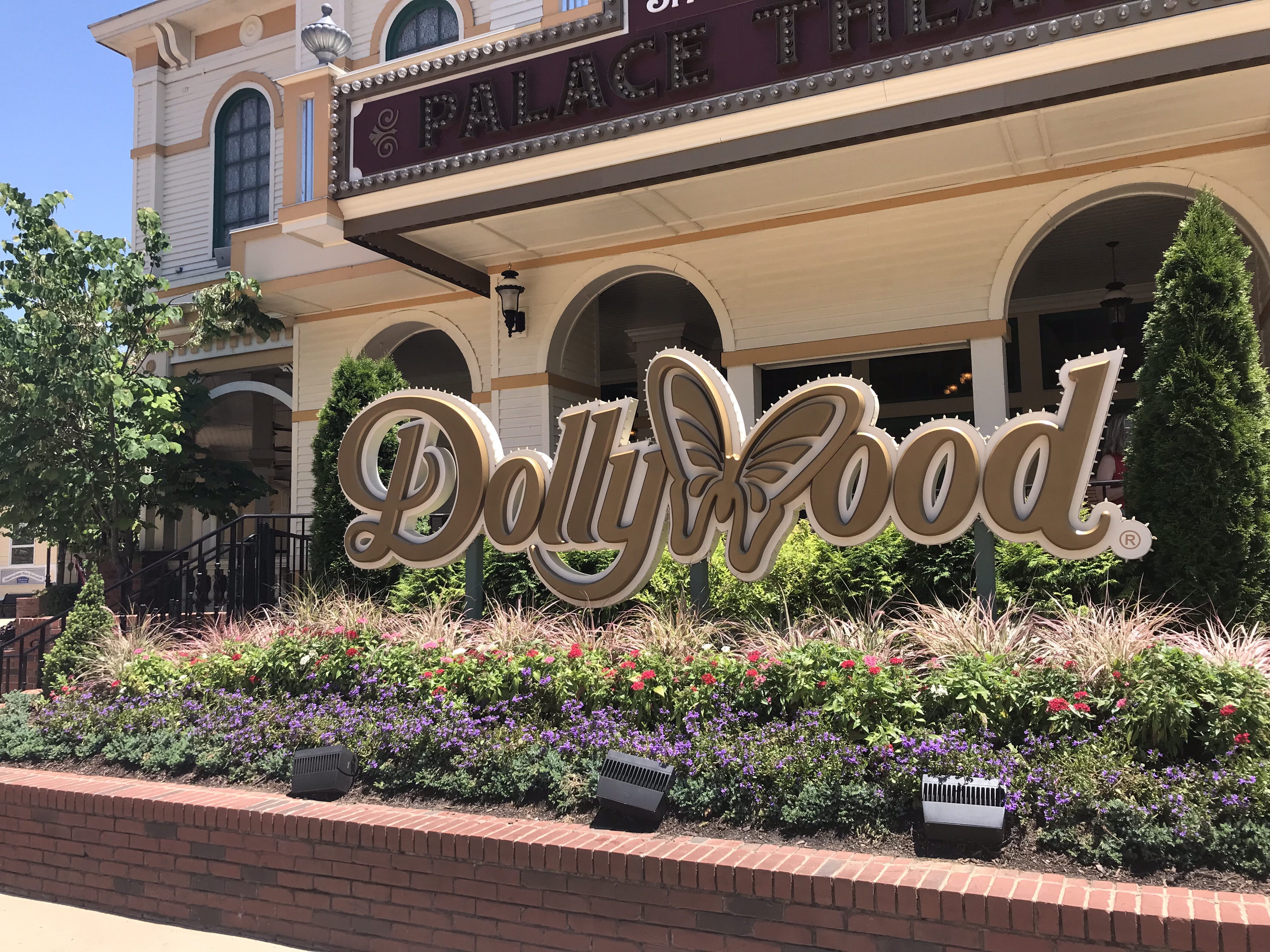 Dollywood Food Experience