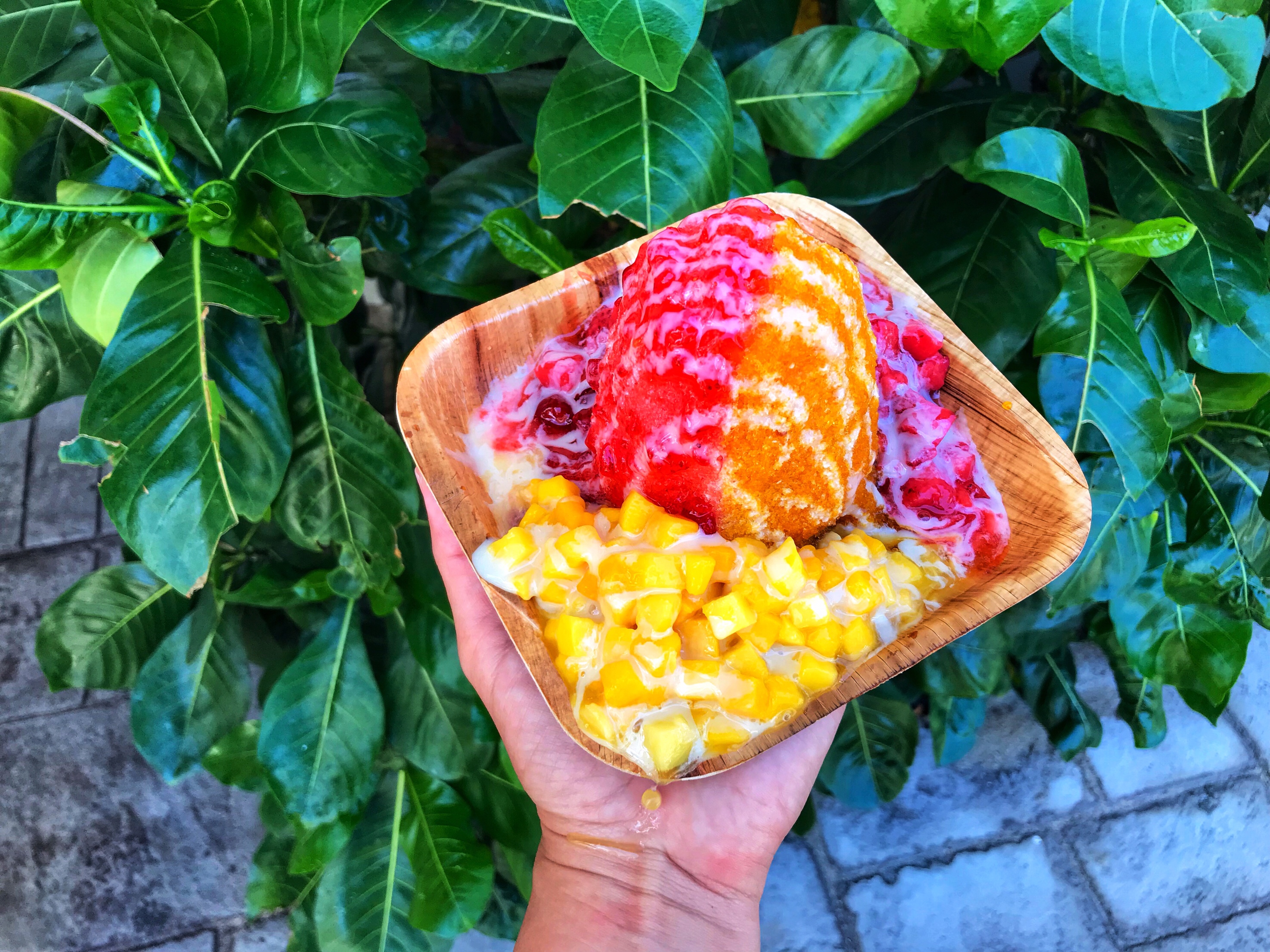 Top 6 Best Shaved Ice in Honolulu featured by top US travel and foodie blog, Food Diary of a City Girl: Lawson Station