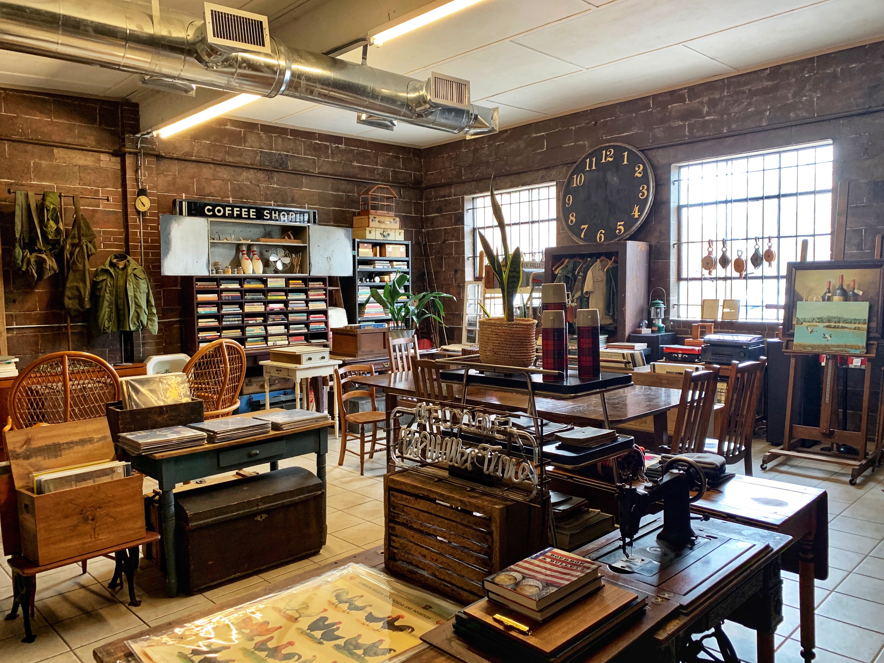 Top 6 Antique Stores in Fayetteville, NC