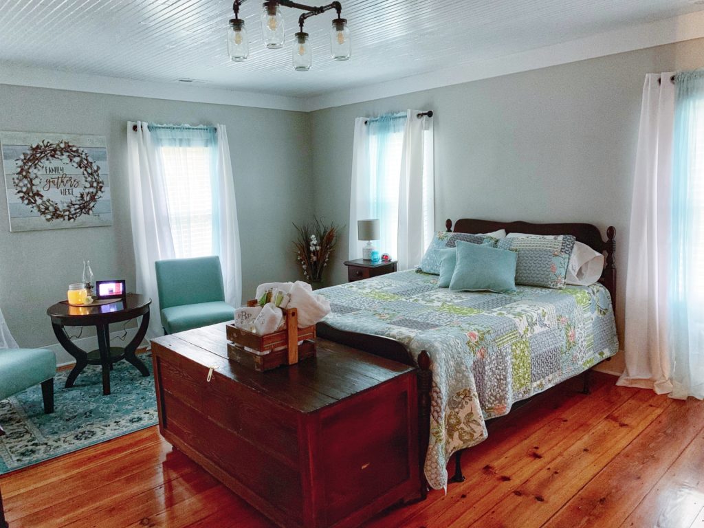 Best Bed and Breakfasts in NC featured by top NC travel blog, Food Diary of a City Girl : Byrne's Mill Place Bed and Breakfast