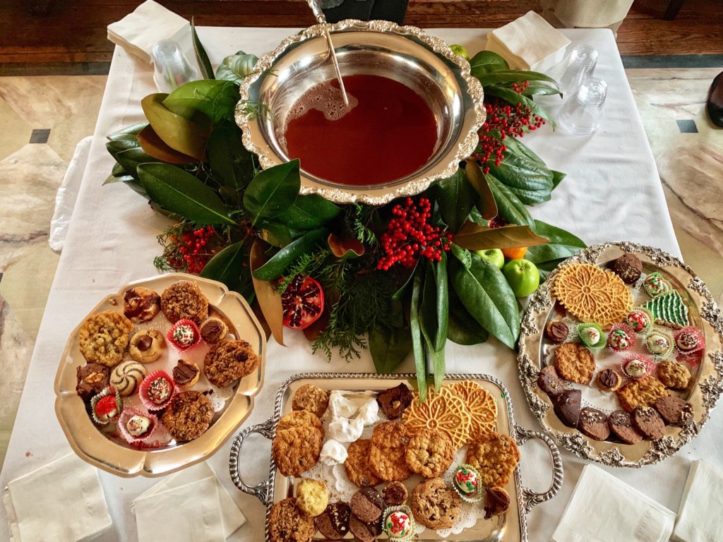 Best Things to Do in Edenton NC at Christmas featured by top North Carolina blog, Food Diary of a City Girl: Cuppola House Wassail Bowl